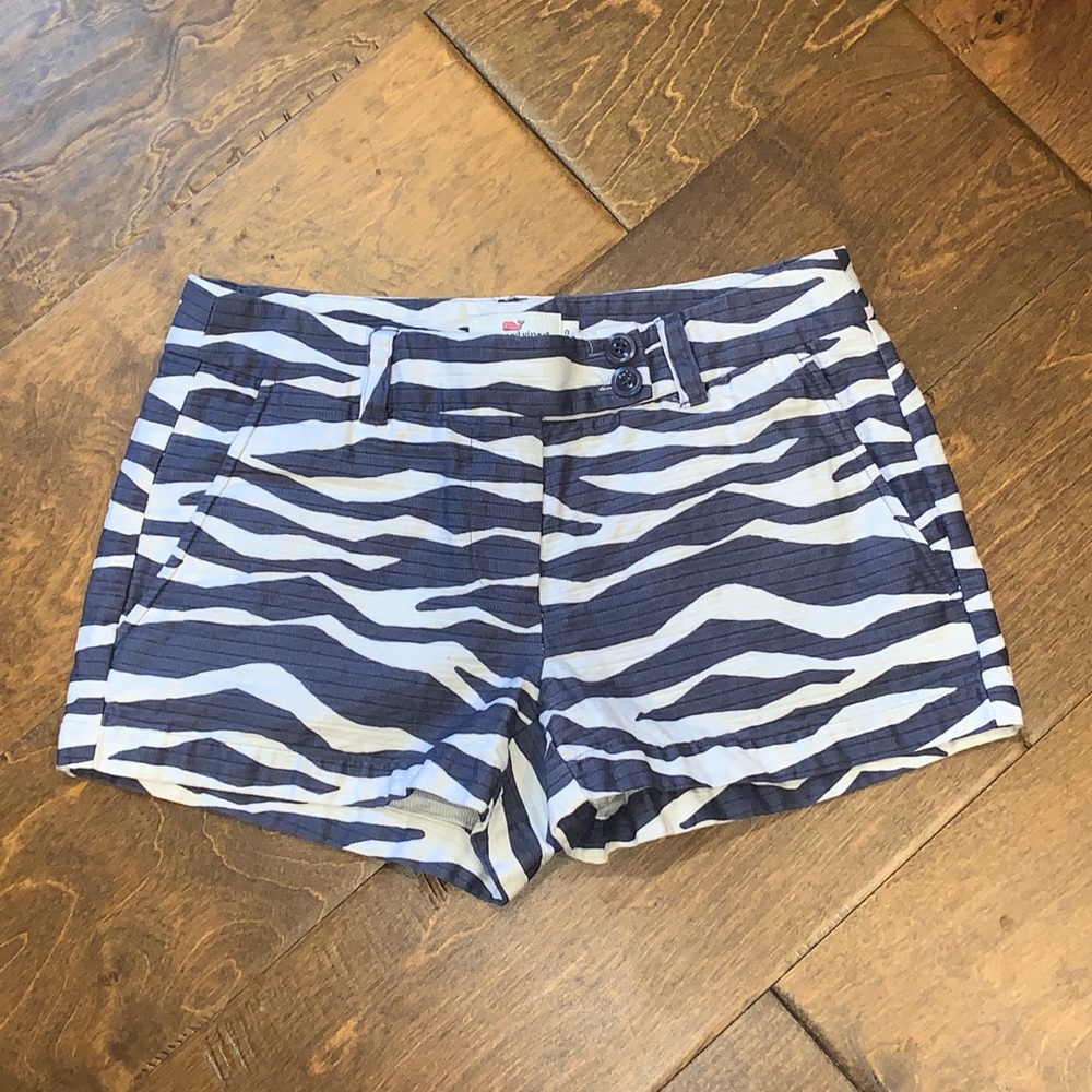 Vineyard Vines shorts